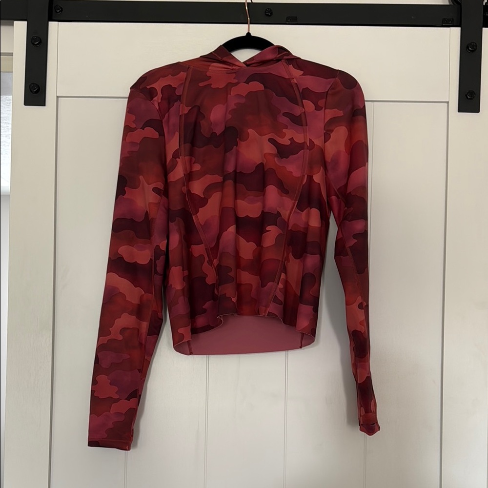 Athleta cropped camo hoodie